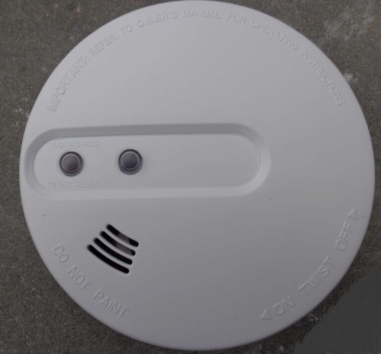 czujnik dymu Carbest “Smoke detector” na baterie